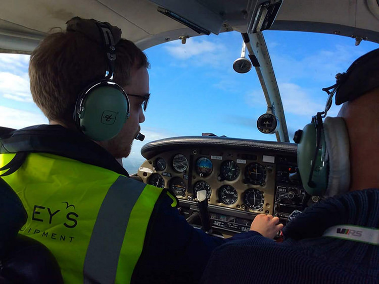 Student and instructor practicing turns in a Piper PA28 in Cornwall